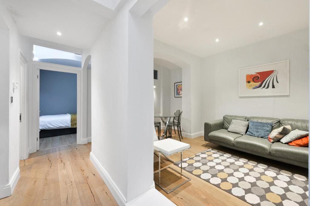Apartmán Cozy Hideaway In South Ken! Londýn Exteriér fotografie